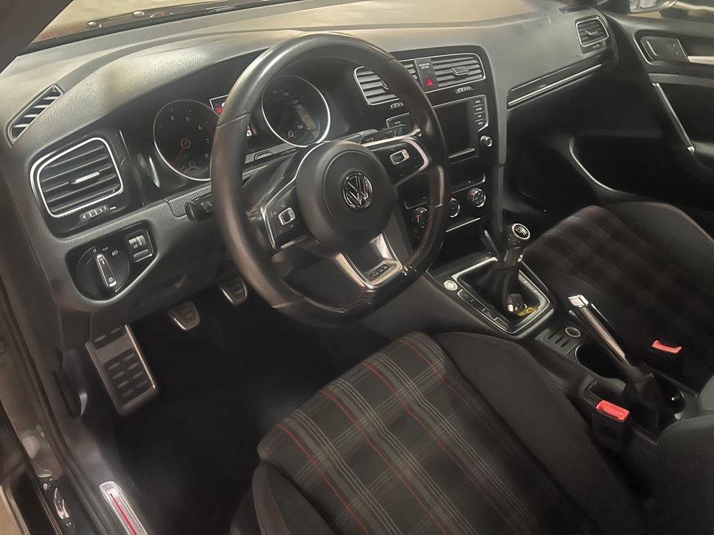 Used 2017 Volkswagen GTI S image 14