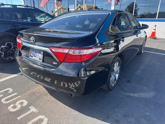 Used 2017 Toyota Camry SE image 13
