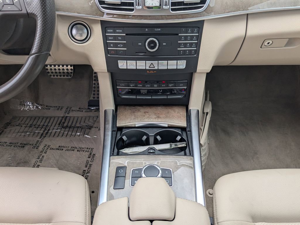 Used 2016 Mercedes-Benz E 350 Sedan image 5
