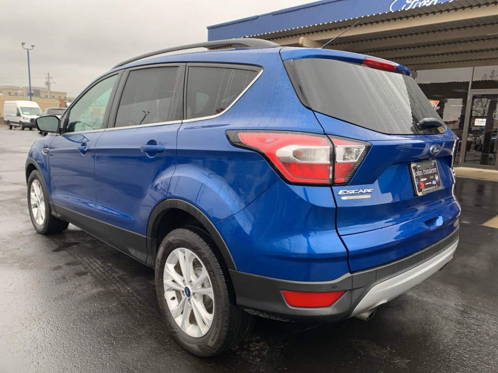 Used 2017 Ford Escape SE w/ Equipment Group 201A image 5