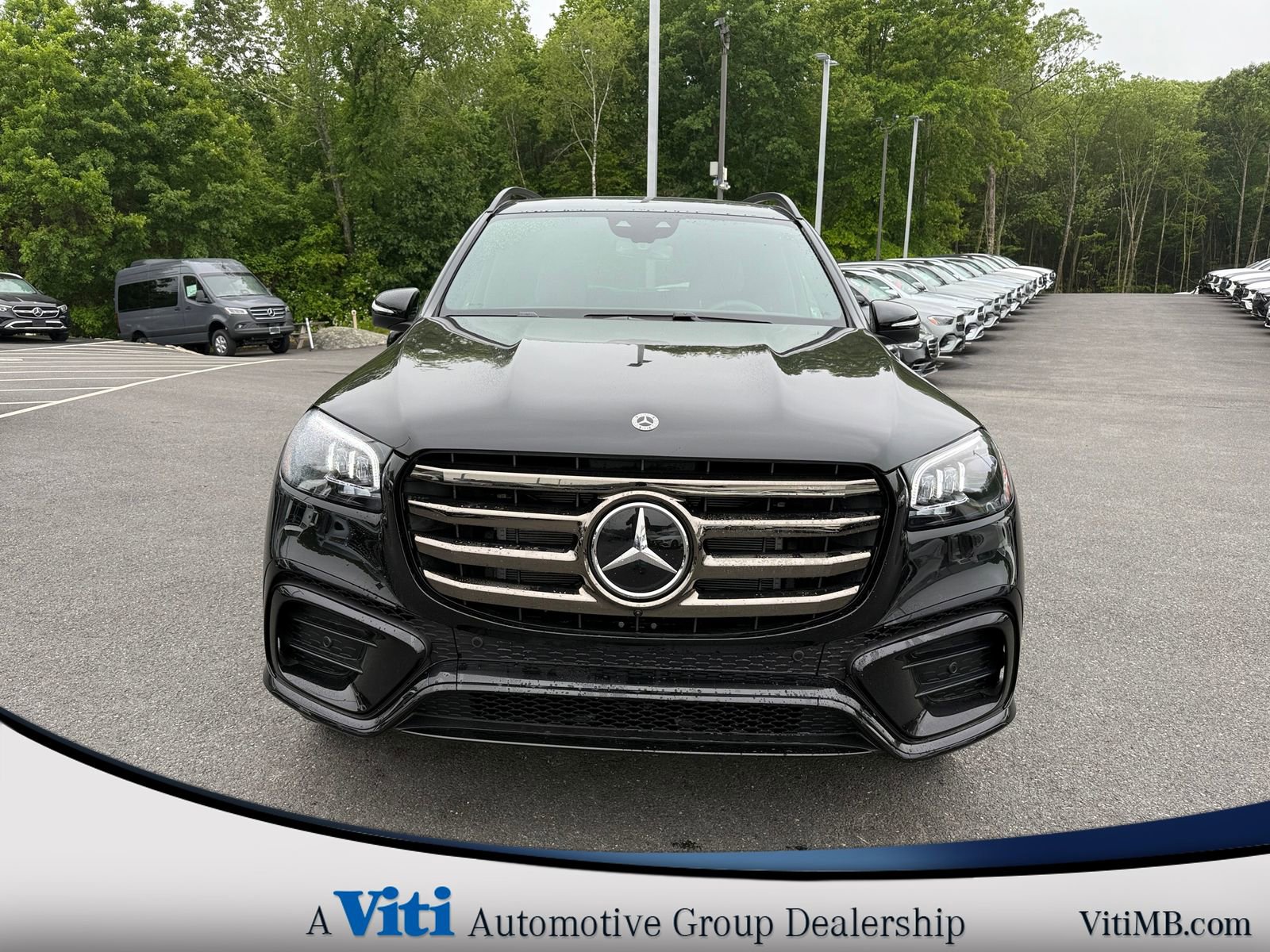 Used 2025 Mercedes-Benz GLS 580 4MATIC image 3