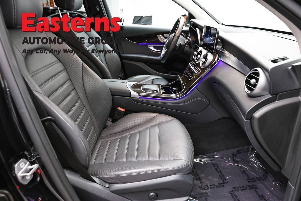 Used 2021 Mercedes-Benz GLC 300 4MATIC w/ Multimedia Package image 25