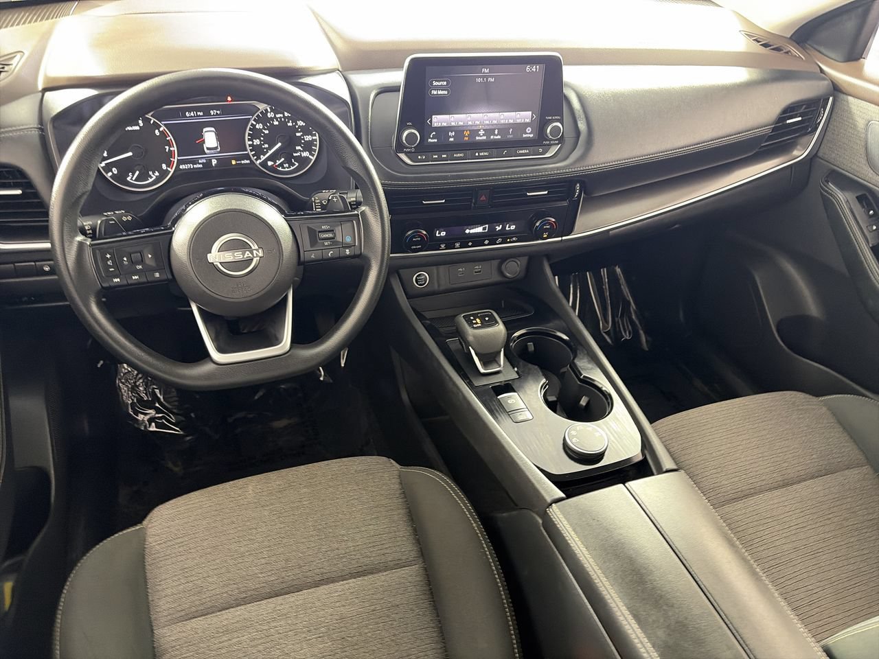 Used 2022 Nissan Rogue SV AWD/4WD image 19
