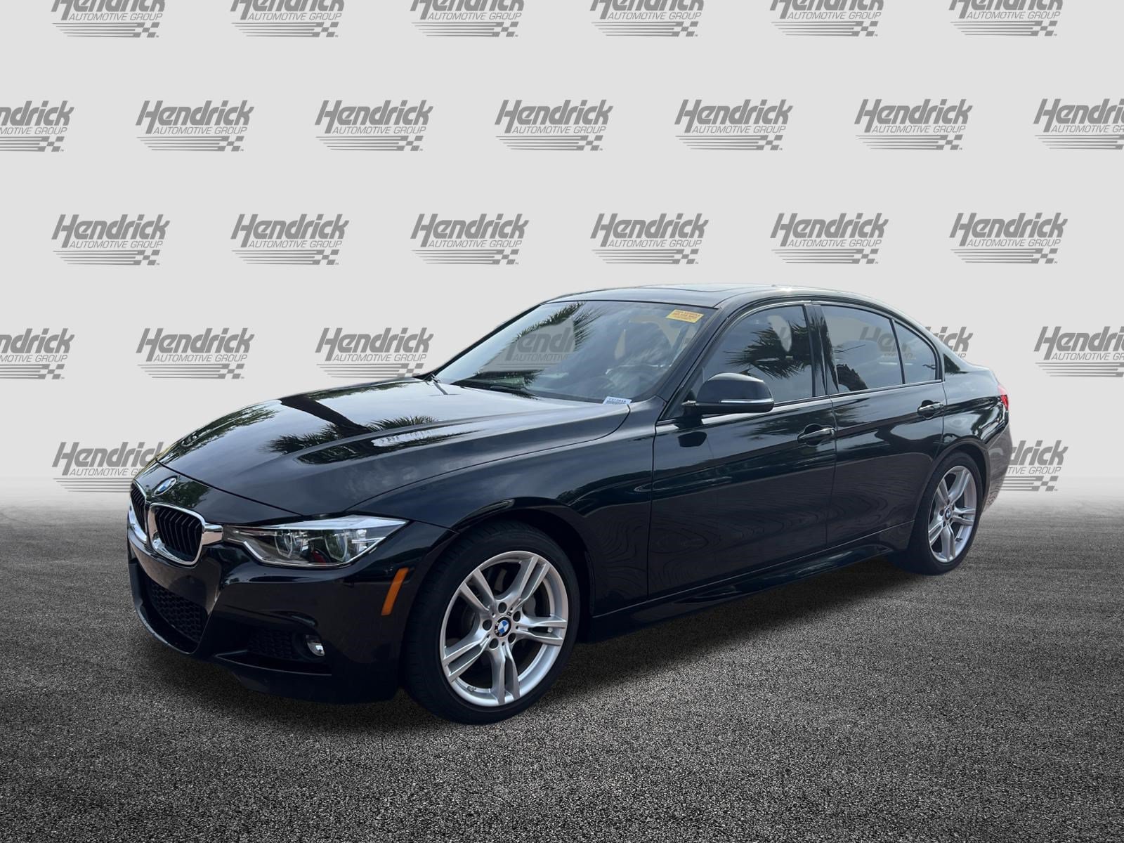 Used 2018 BMW 330i Sedan w/ M Sport Package RWD image 5