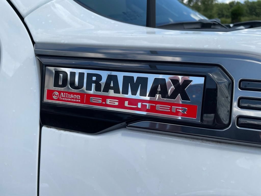 Used 2026 GMC Sierra 2500 AT4 w/ AT4 Premium Plus Package AWD/4WD image 2