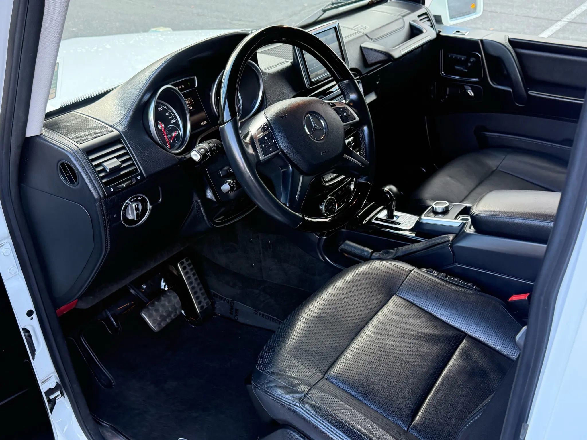 Used 2016 Mercedes-Benz G 550 image 12