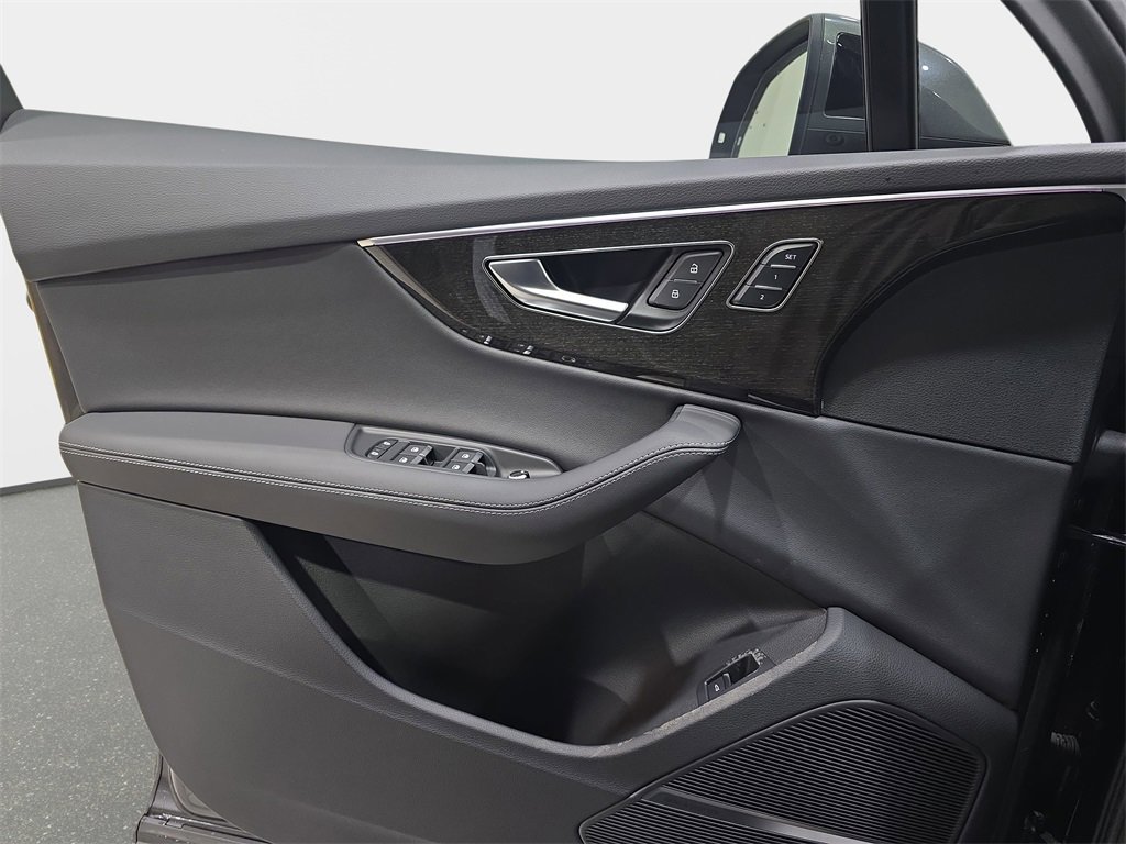 New 2025 Audi Q7 2.0T Premium Plus image 27