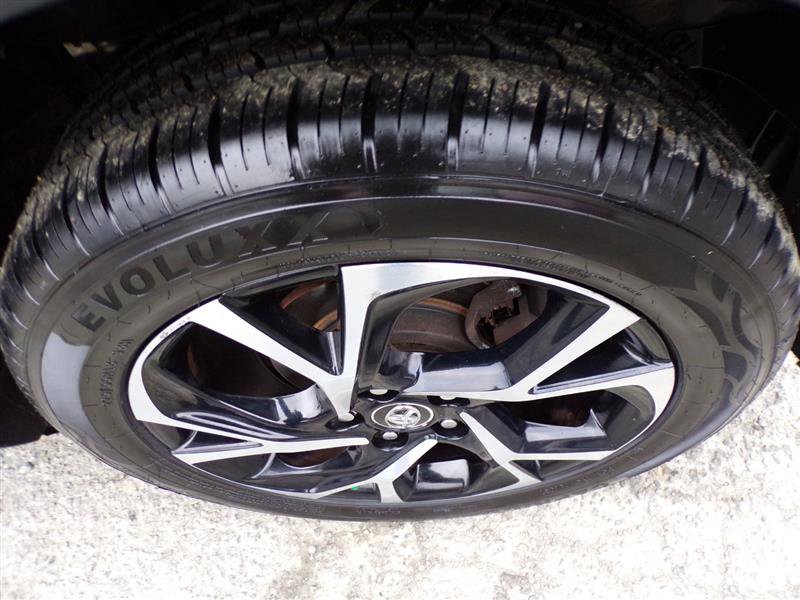 Used 2018 Toyota C-HR XLE image 42