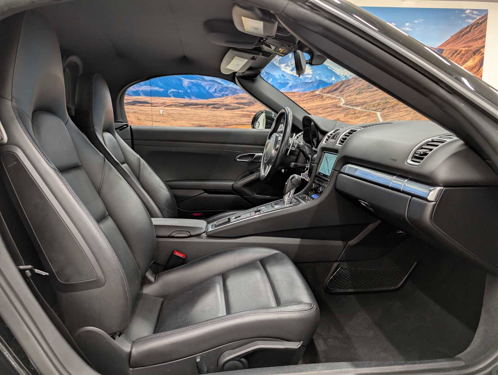 Used 2016 Porsche Boxster image 12