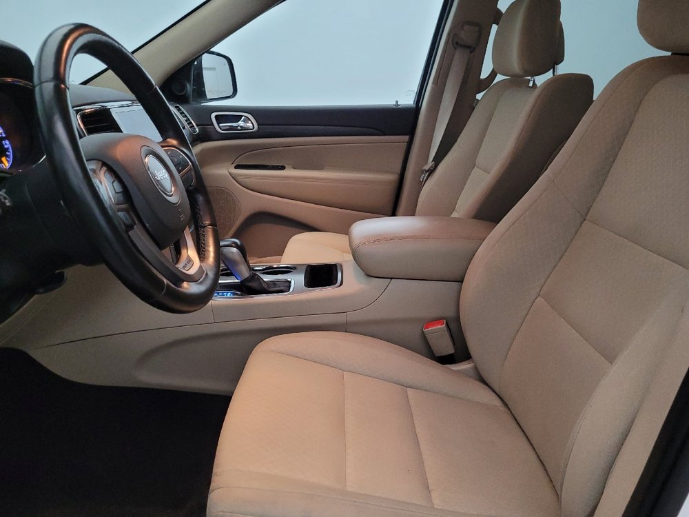 Used 2022 Jeep Grand Cherokee Laredo E w/ Security & Convenience Group AWD/4WD image 17
