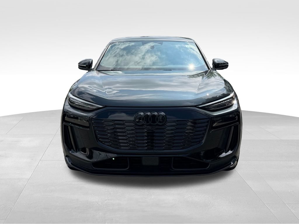 New 2027 Audi Q6 e-tron Prestige AWD/4WD image 2