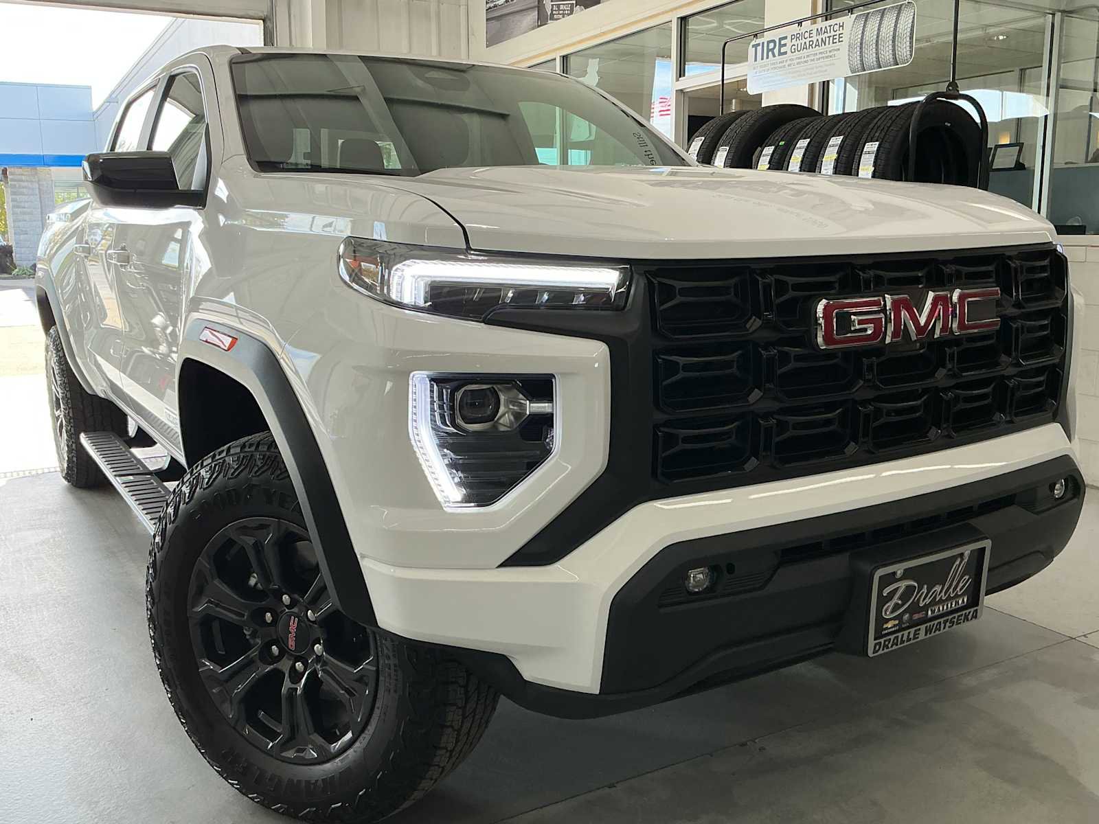 Used 2025 GMC Canyon Elevation w/ Convenience Package