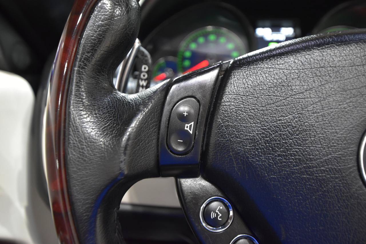 Used 2015 Maserati GranTurismo Convertible RWD image 24