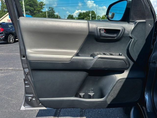 Used 2018 Toyota Tacoma SR w/ SR Convenience Package RWD image 14