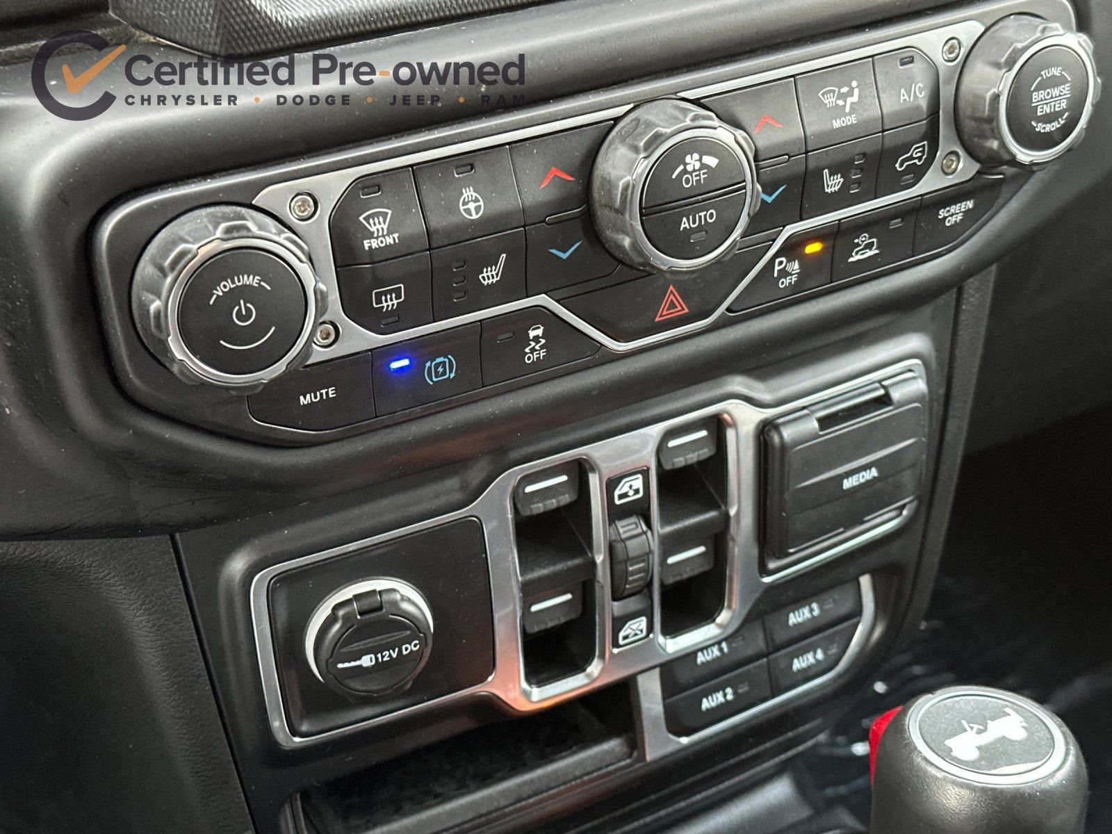 Used 2021 Jeep Wrangler Unlimited Sahara w/ Cold Weather Group image 22