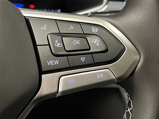 New 2026 Volkswagen Taos SE image 14