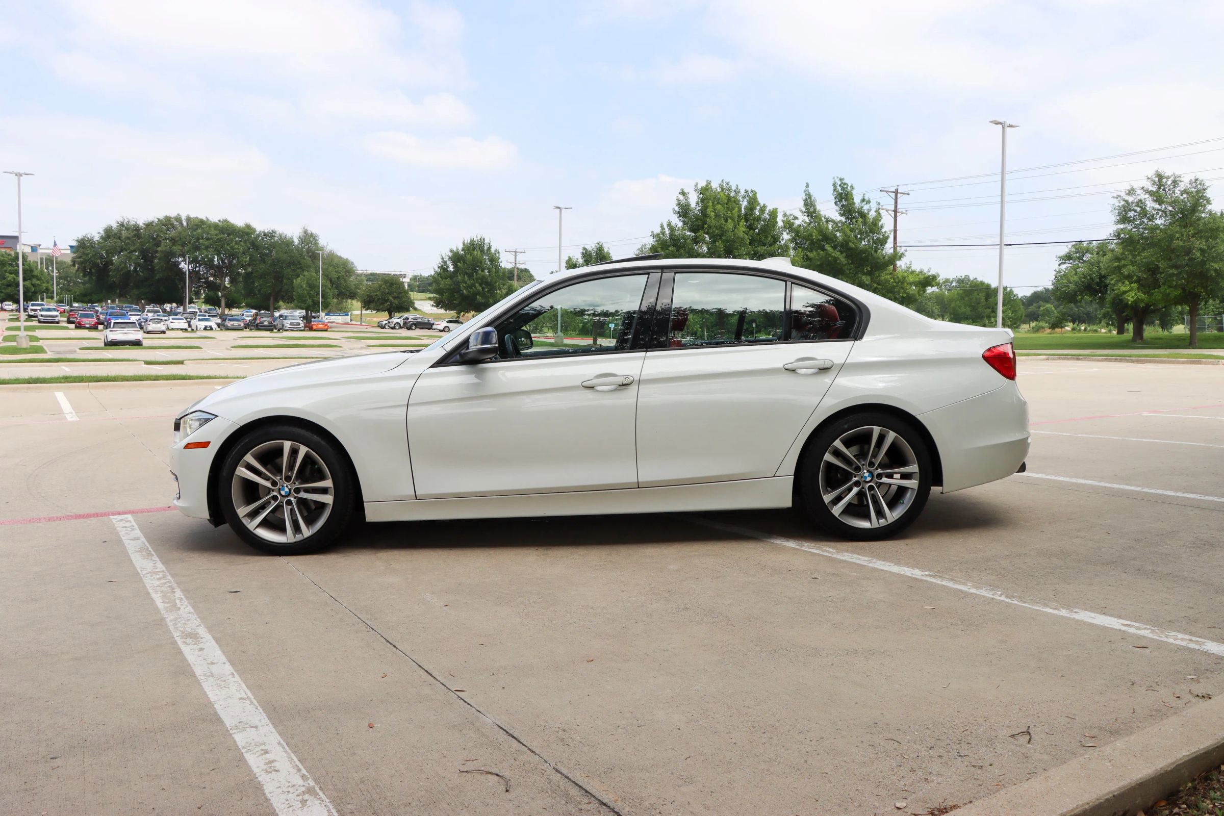 Used 2013 BMW 328i Sedan RWD image 4