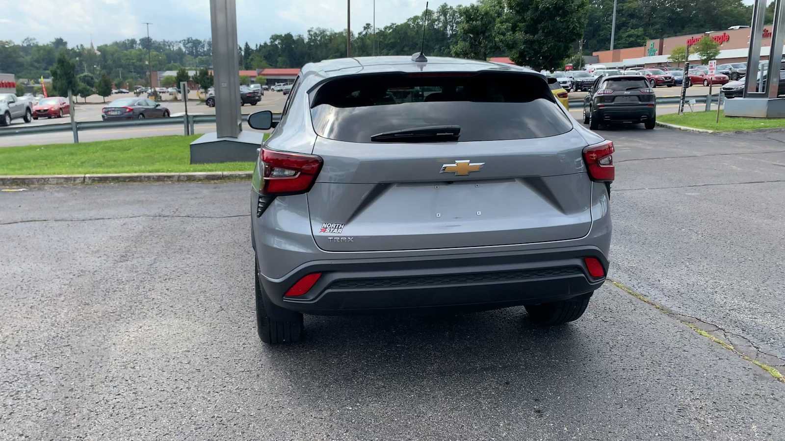 Certified 2025 Chevrolet Trax LS w/ LS Convenience Package FWD image 7
