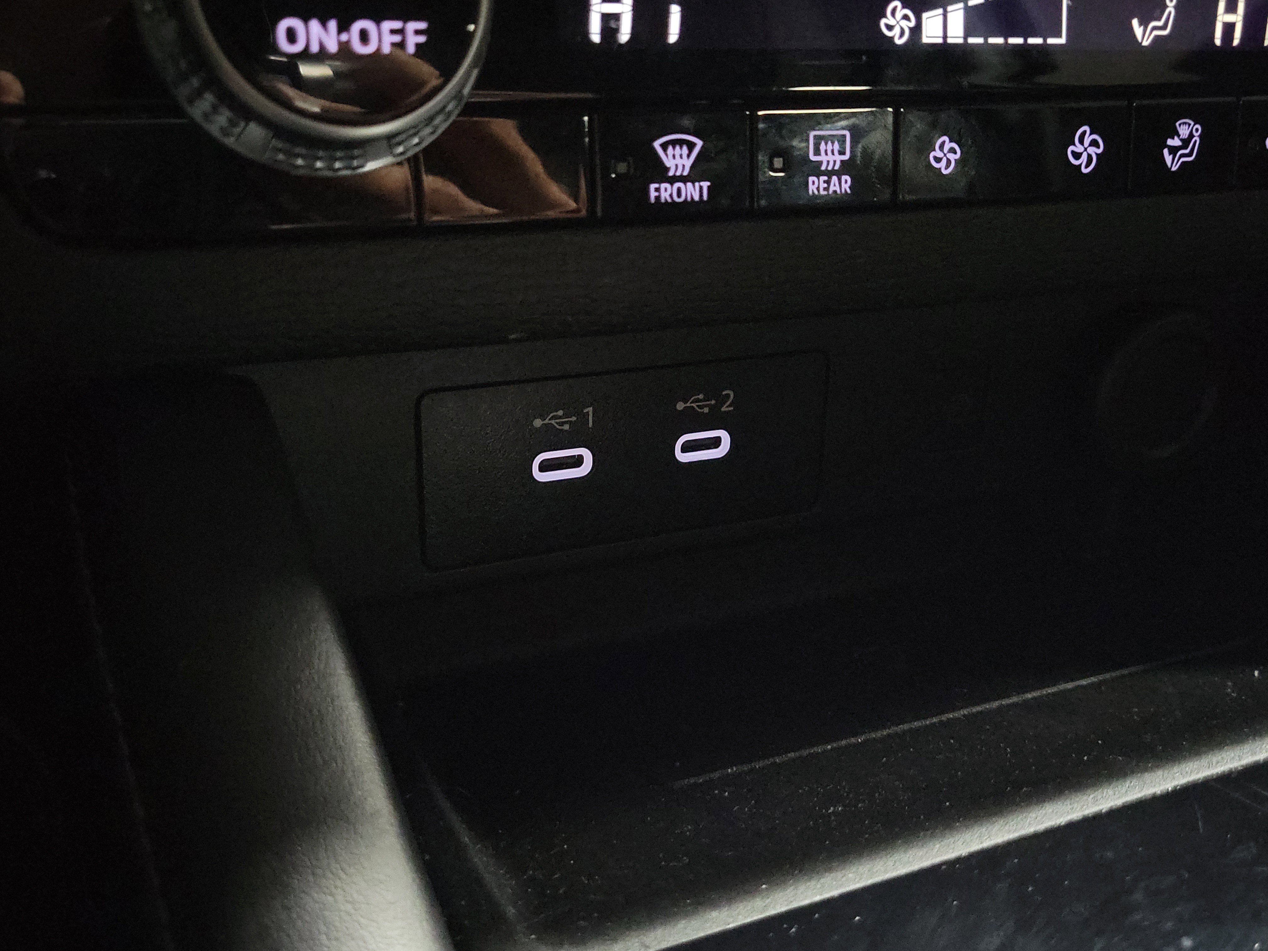 Used 2025 Mitsubishi Outlander SE image 35