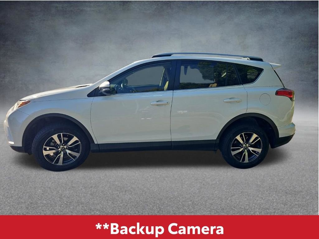 Used 2018 Toyota RAV4 XLE FWD image 3