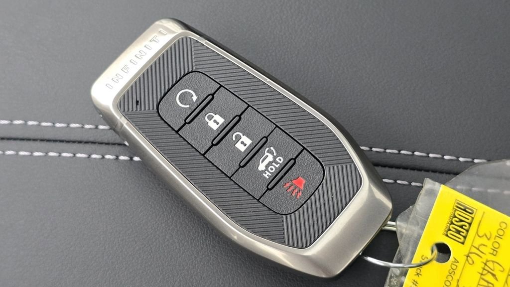 New 2026 INFINITI QX60 Luxe image 34