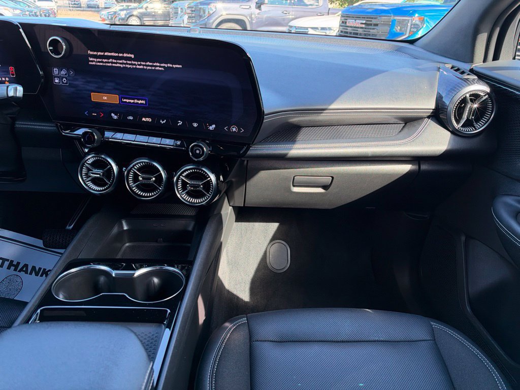 Used 2024 Chevrolet Blazer EV LT AWD/4WD image 24