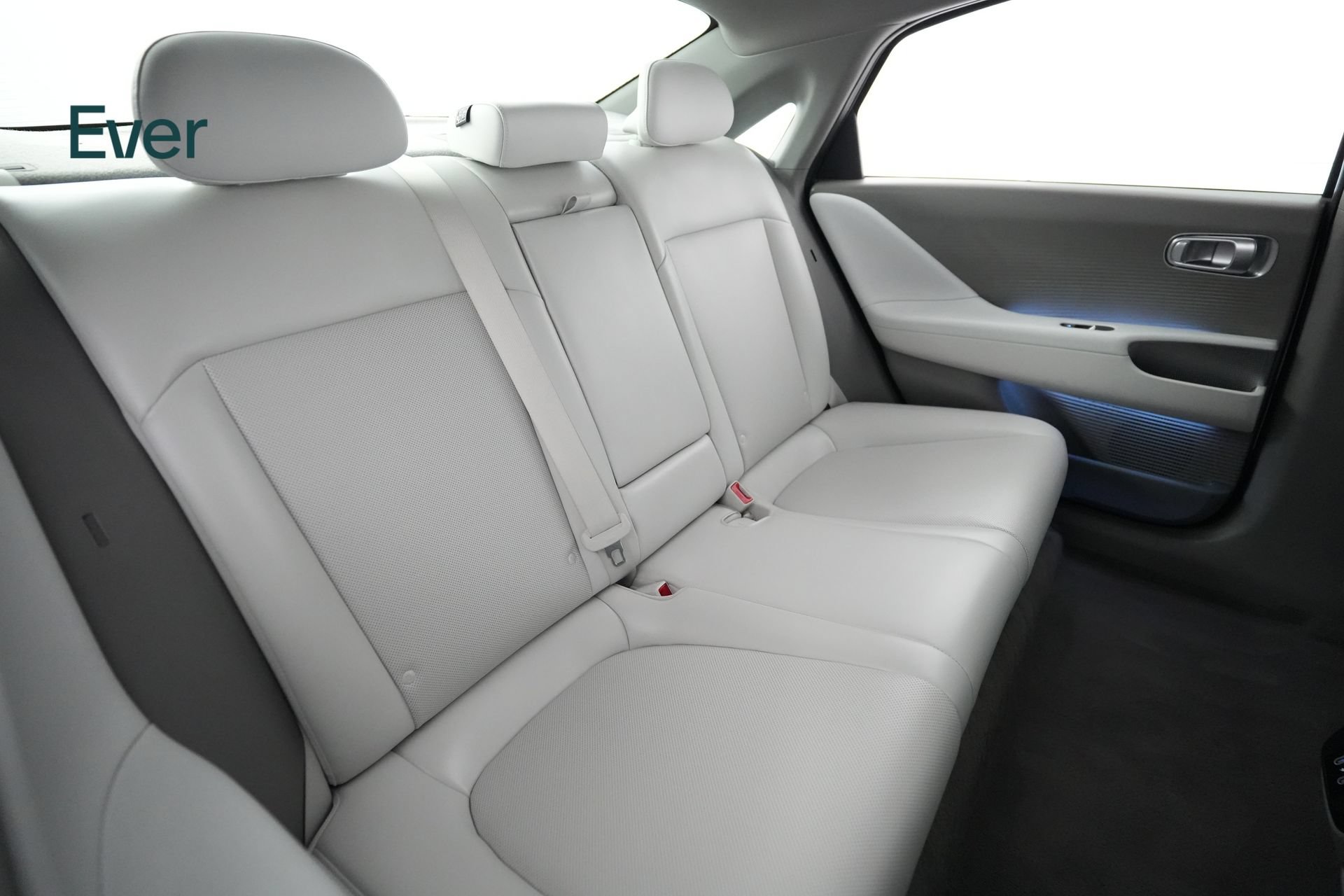 Used 2024 Hyundai Ioniq 6 Limited RWD image 5