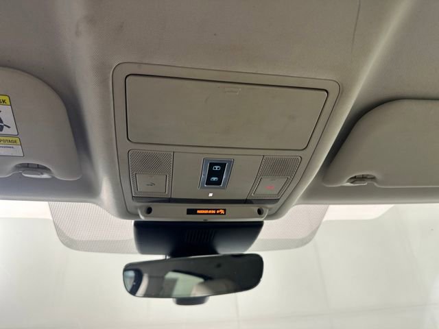 Used 2020 Jaguar E-PACE SE image 24