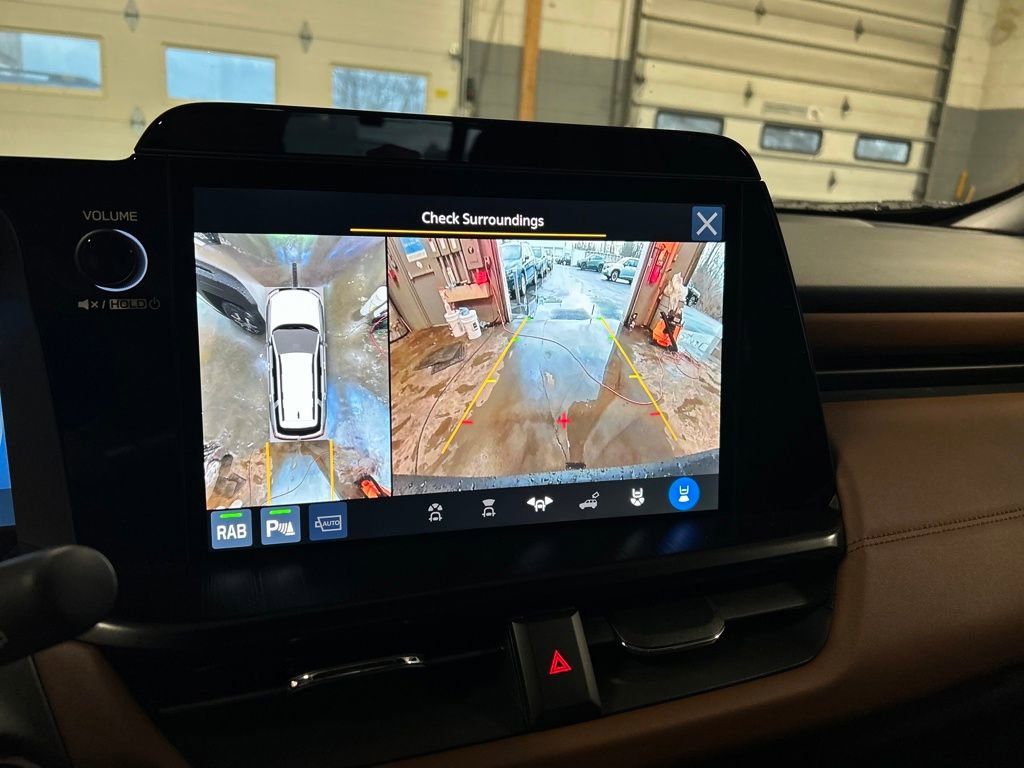 New 2026 Subaru Outback Touring XT image 31