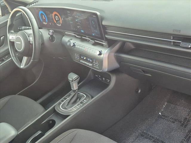 Used 2025 Hyundai Kona SEL AWD/4WD image 21