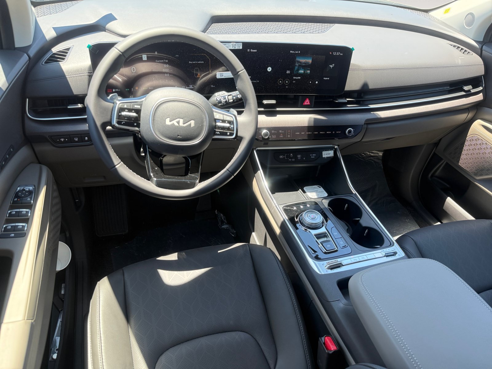 New 2026 Kia Carnival SX FWD image 15