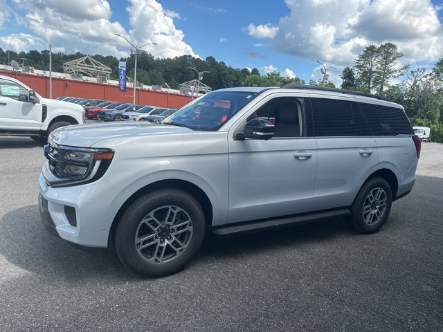 New 2025 Ford Expedition Active image 6