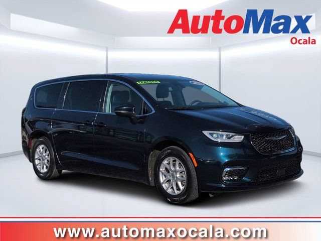 Used 2023 Chrysler Pacifica Touring-L