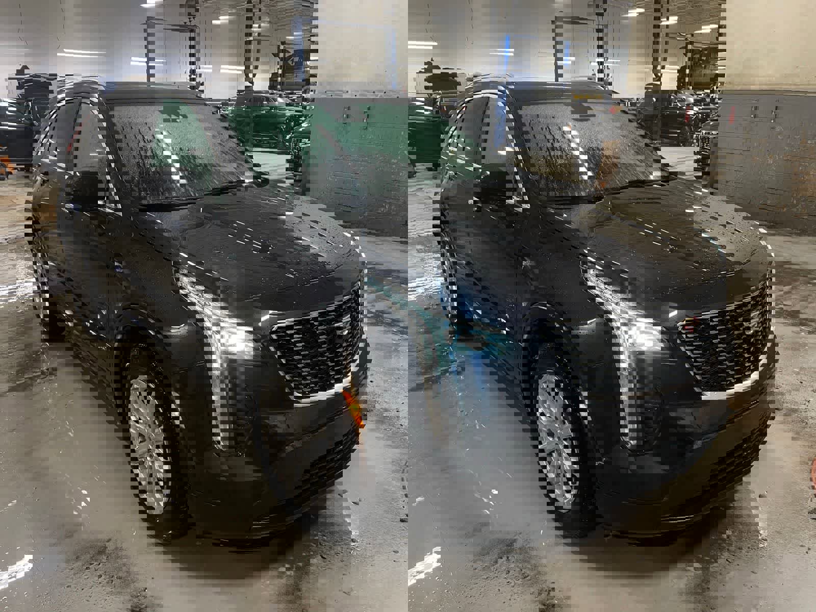 Certified 2022 Cadillac XT4 Luxury w/ Cold Weather Package image 1