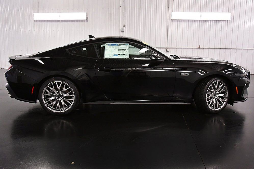 New 2026 Ford Mustang GT Premium RWD image 8