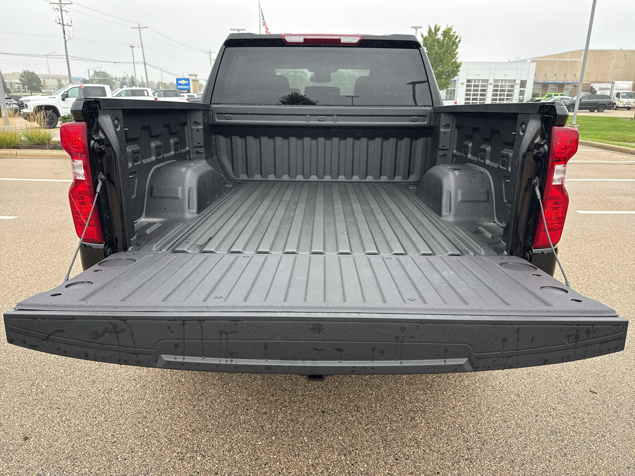New 2026 Chevrolet Silverado 1500 Custom w/ Turbomax Blackout Package AWD/4WD image 11