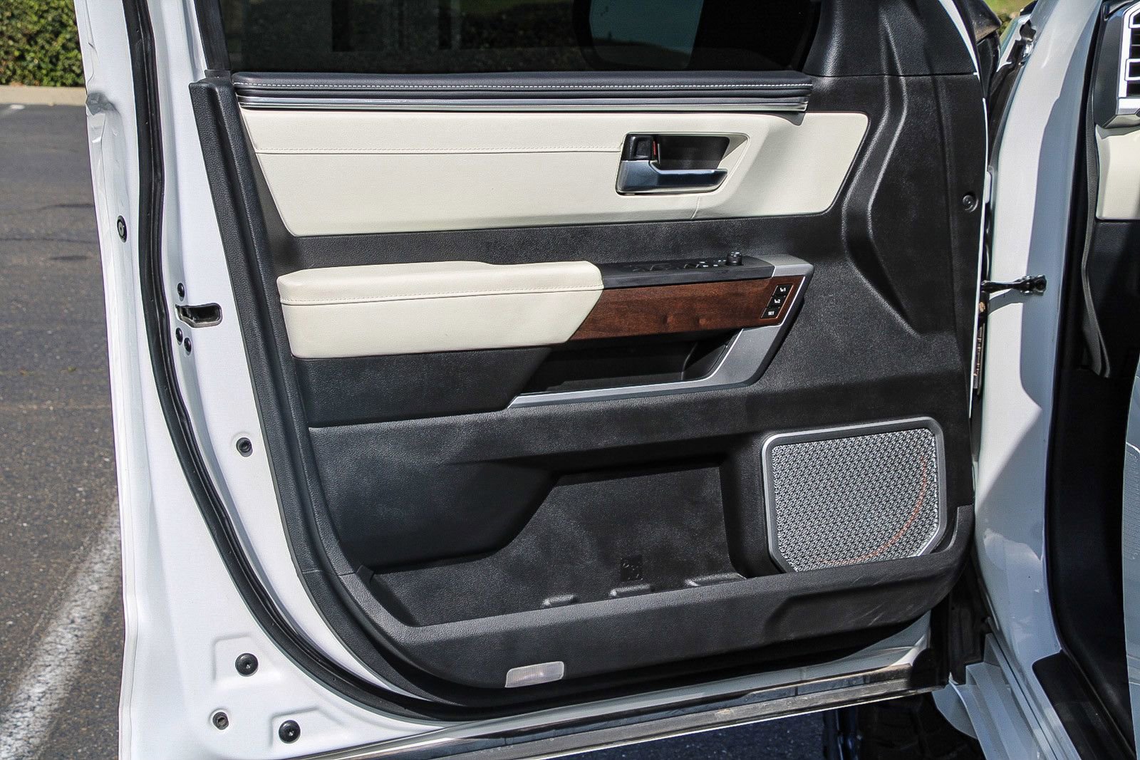 Used 2024 Toyota Tundra Capstone image 18