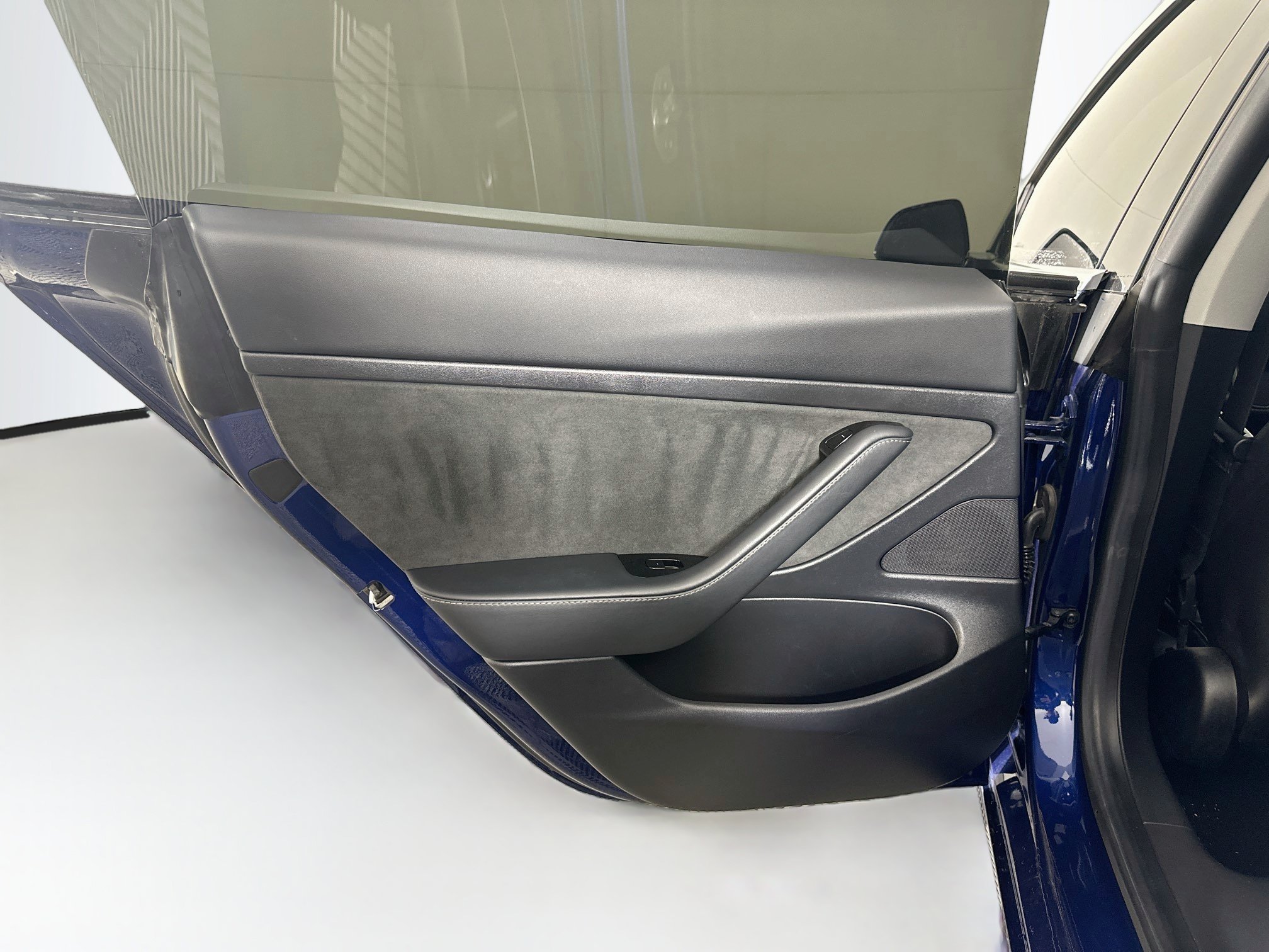 Used 2020 Tesla Model 3 Standard Range Plus RWD image 24