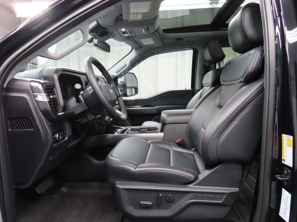 Used 2026 Ford F350 Lariat w/ Lariat Ultimate Package AWD/4WD image 12
