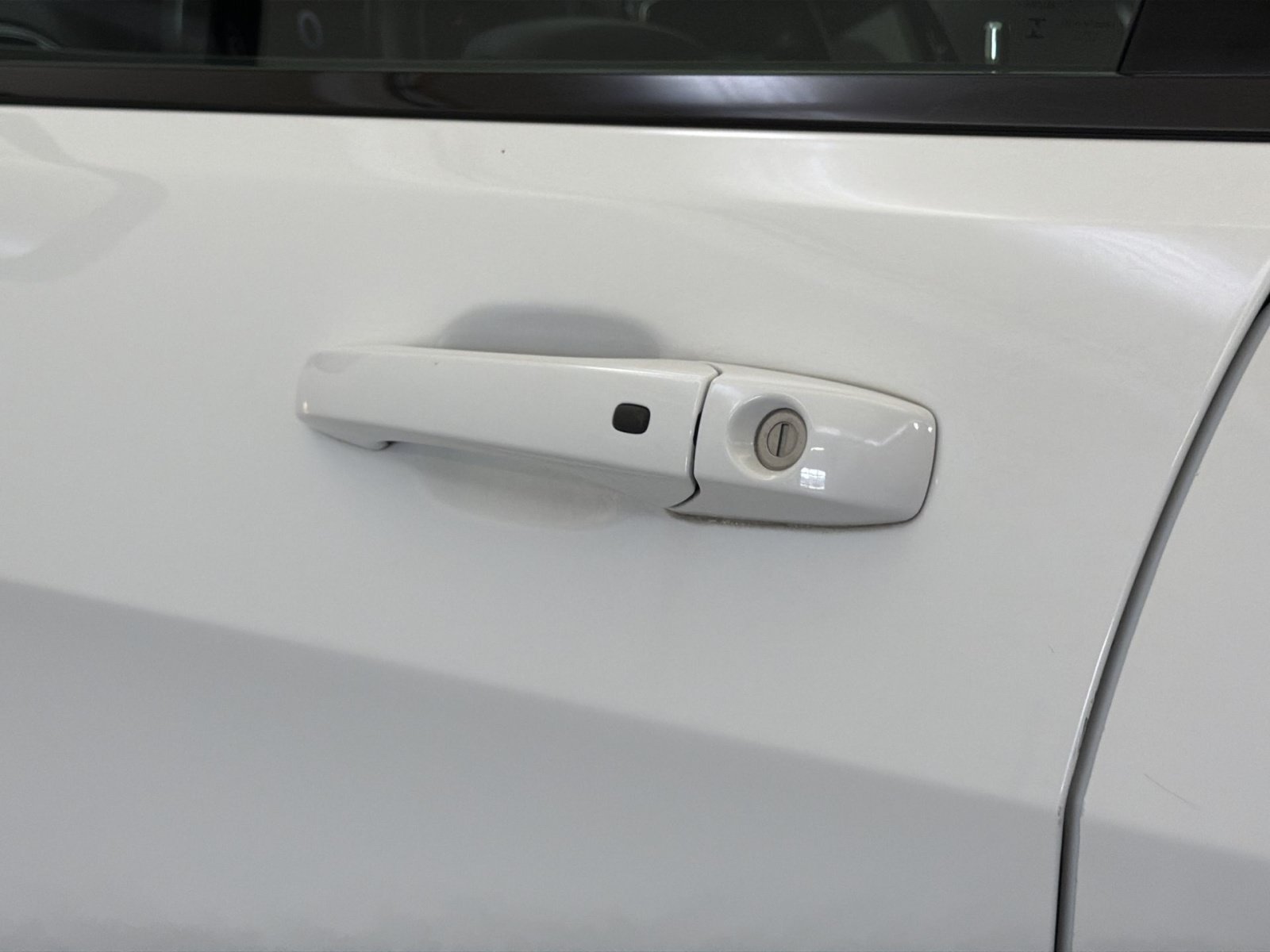 Used 2020 Jeep Grand Cherokee Altitude RWD image 32