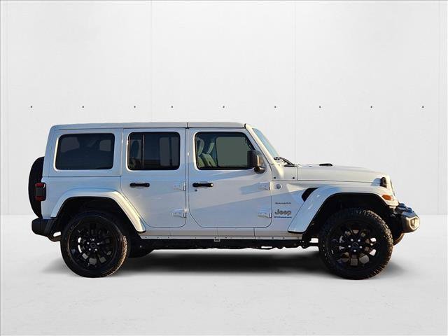 Used 2024 Jeep Wrangler Sahara image 4