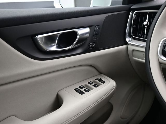 New 2026 Volvo V60 B5 Cross Country Plus w/ Protection Package Premier image 35