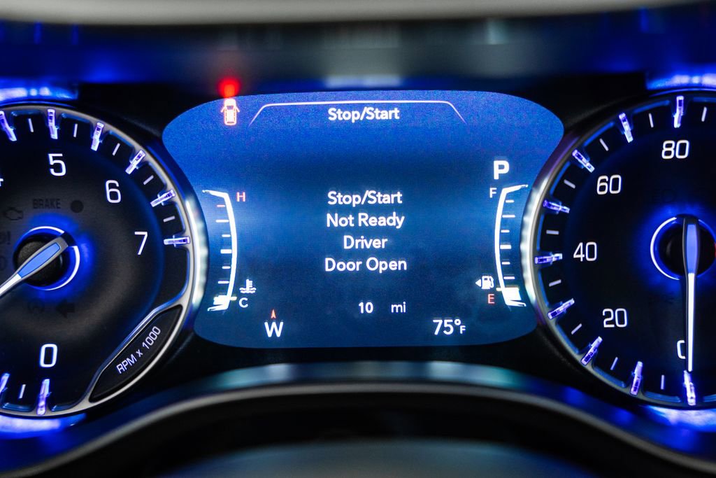 New 2026 Chrysler Pacifica Select image 33