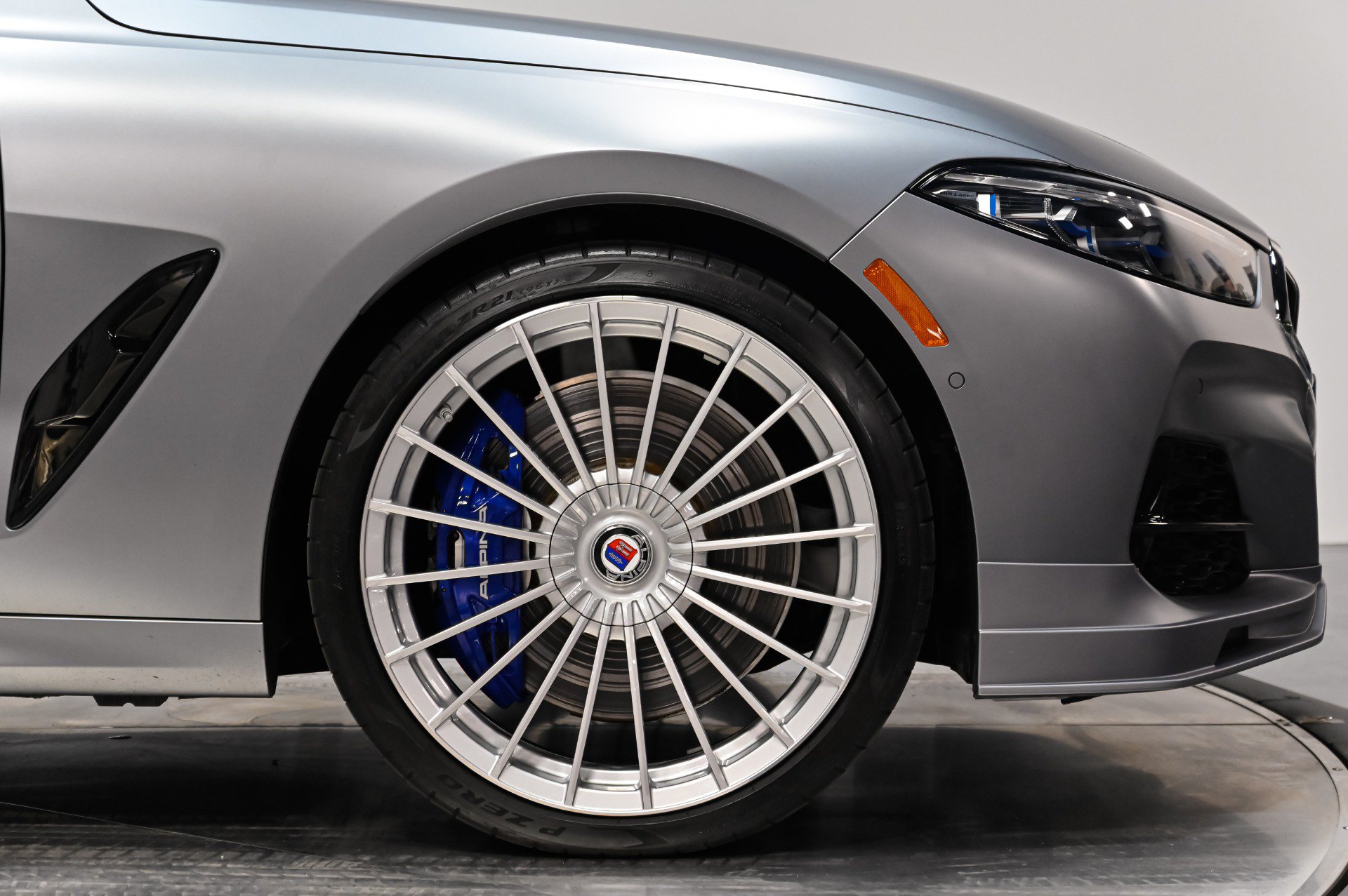 Used 2022 BMW ALPINA B8 xDrive Gran Coupe AWD/4WD image 52