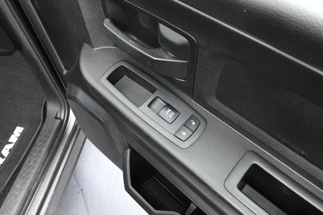 Used 2019 RAM 1500 ST w/ SXT Plus Group AWD/4WD image 35