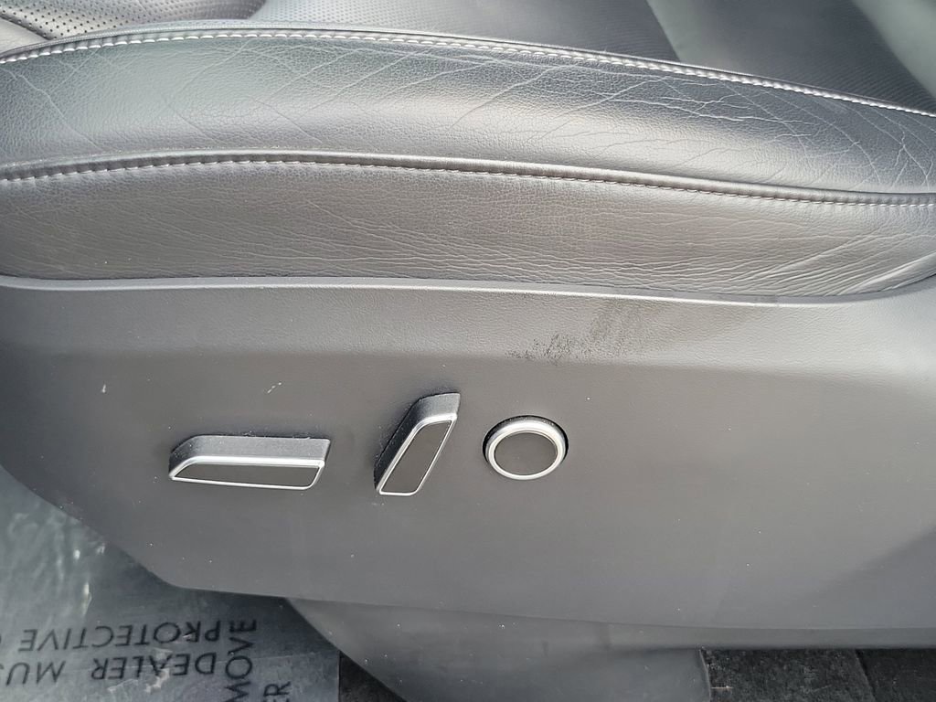 Used 2022 Tesla Model X Plaid AWD/4WD image 17
