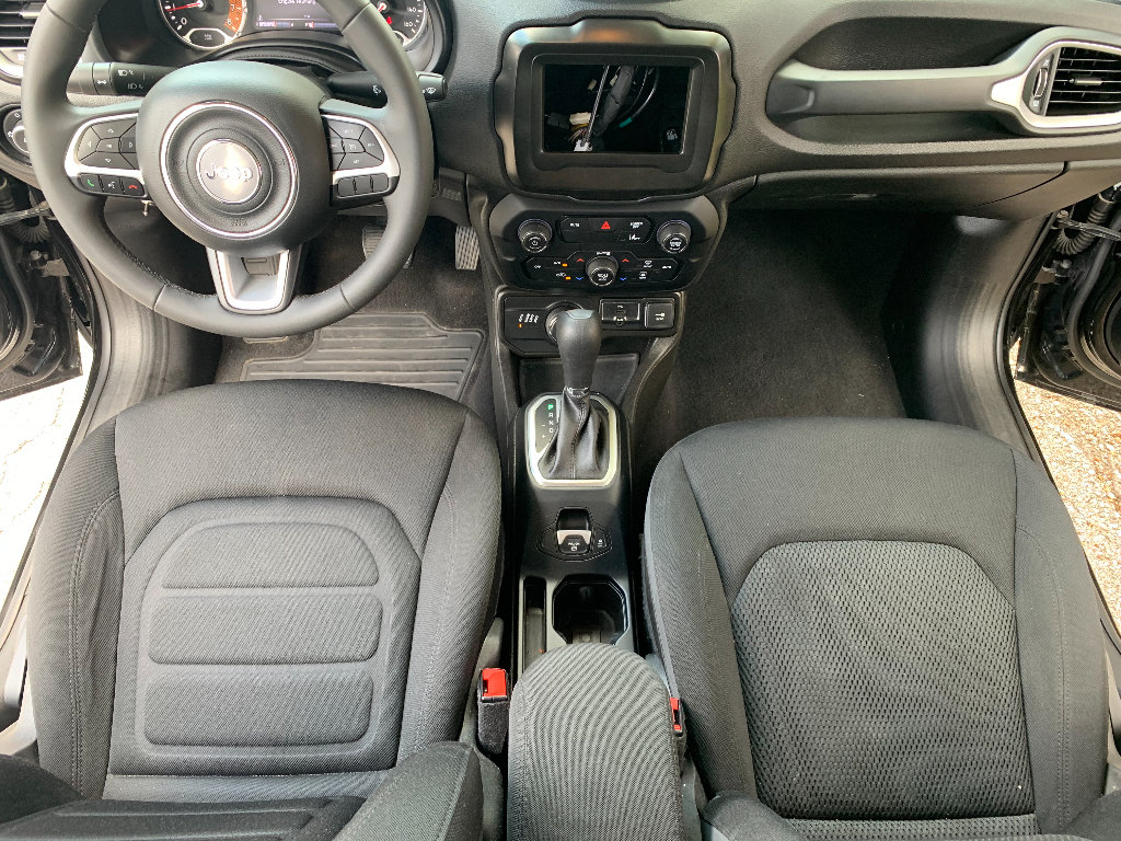 Used 2021 Jeep Renegade Latitude AWD/4WD image 15