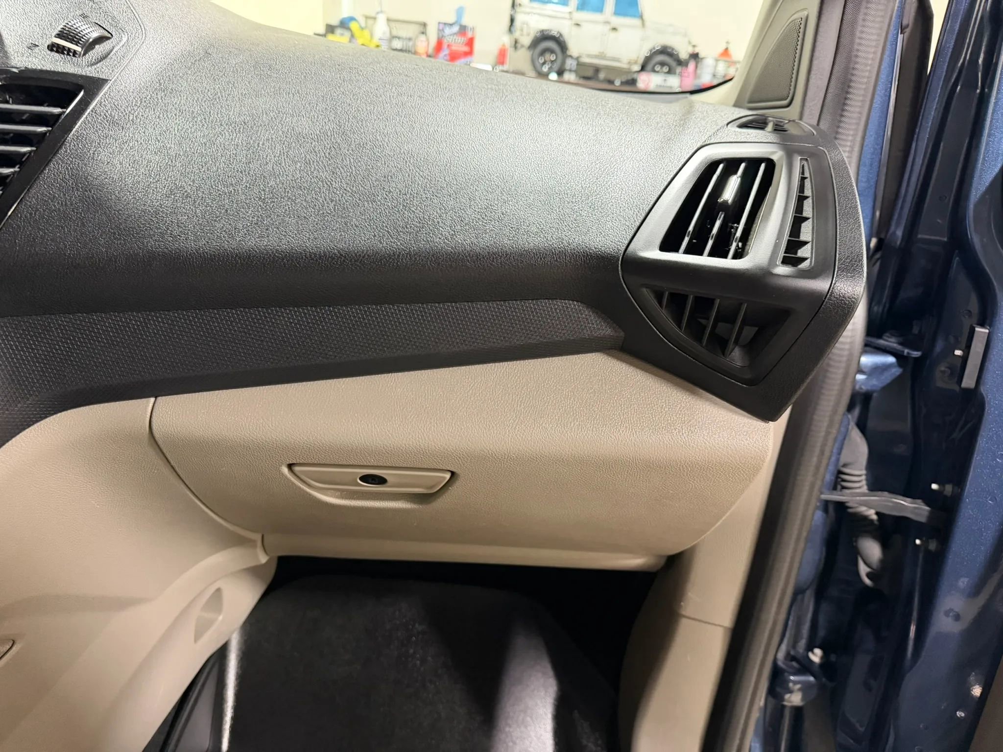 Used 2021 Ford Transit Connect Titanium w/ Trailer Tow Package FWD image 31