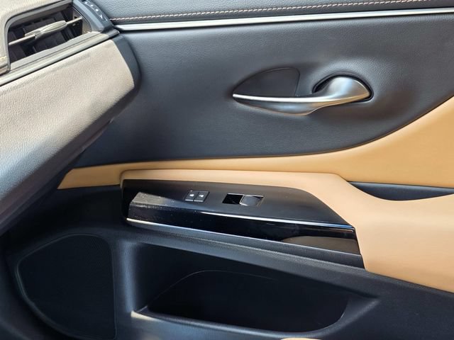 Used 2022 Lexus ES 350 w/ Premium Package FWD image 23