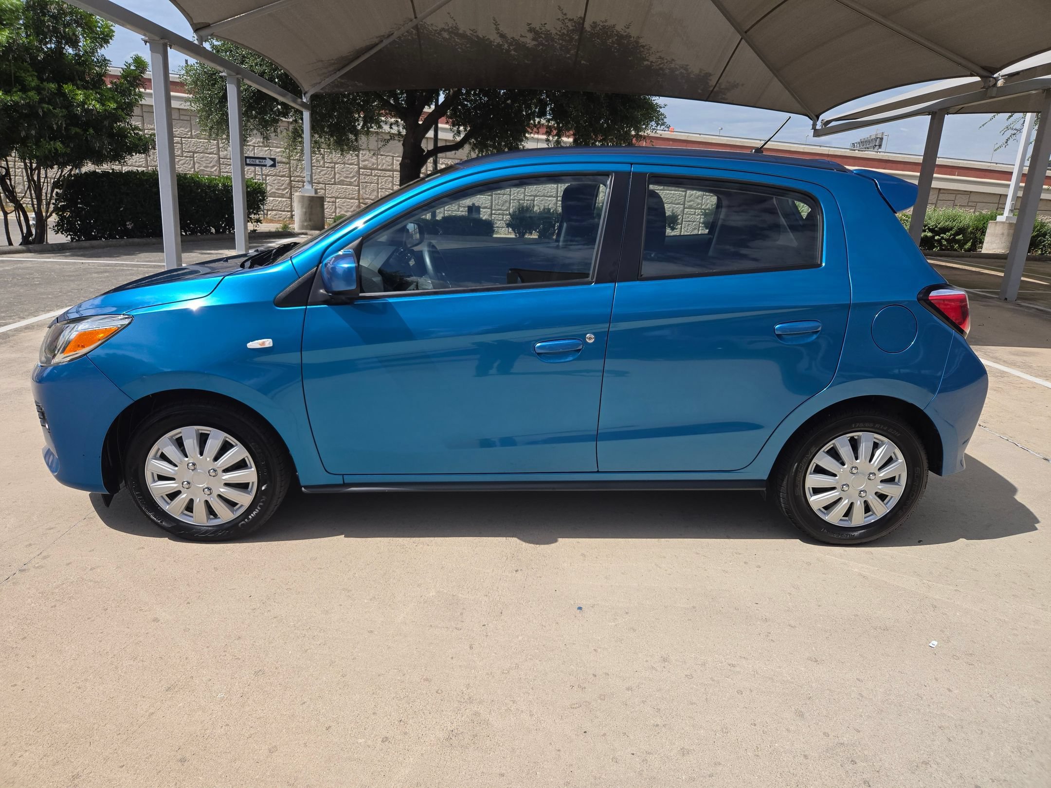 Used 2024 Mitsubishi Mirage ES FWD image 6